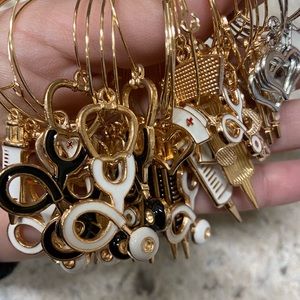 Wine jewelry for your favorite nurse or injector 💕